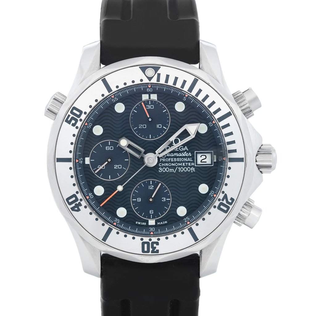 Up Close Front Facing Picture Of OMEGA 2598.80.00 Stainless Steel Watch Pre Owned Condition