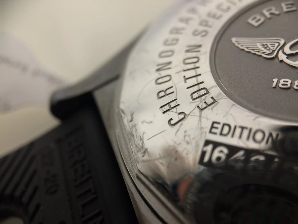 10th image of Breitling M44359 Wristwatch, PreOwned condition