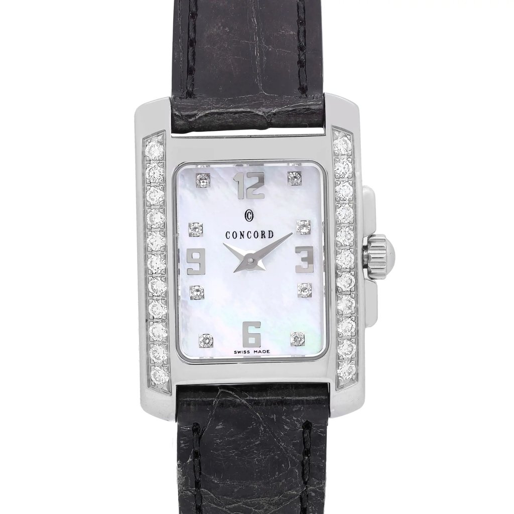 Up Close Front Facing Picture Of Concord 14.25.662.1 Stainless Steel Watch Pre Owned Condition