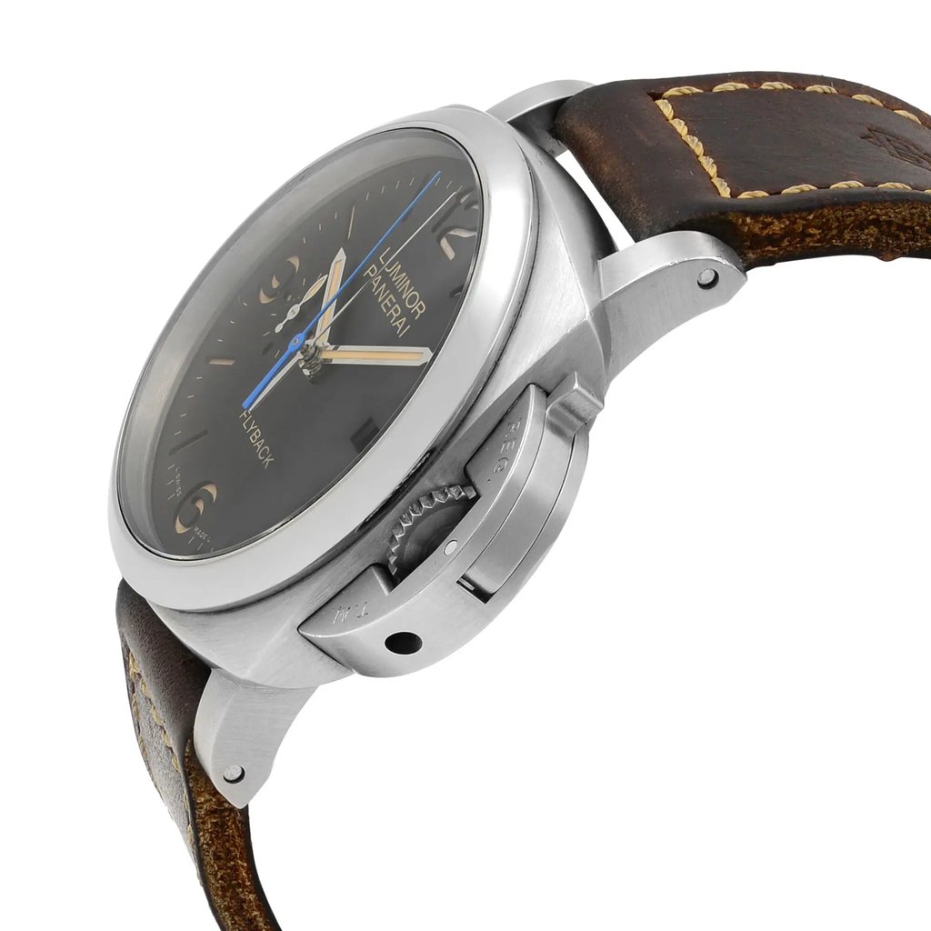 4th image of Panerai PAM00524 Wristwatch, PreOwned condition