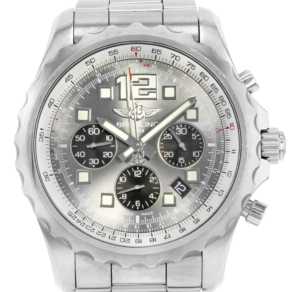 Up Close Front Facing Picture Of Breitling A2336035/F555-167A Stainless Steel Watch Pre Owned Condition