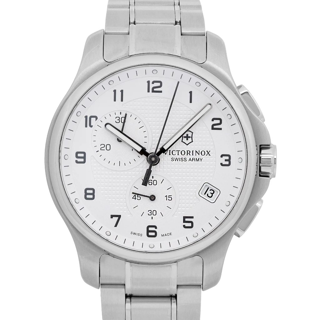 Up Close Front Facing Picture Of Victorinox 241554.1 Stainless Steel Watch Pre Owned Condition