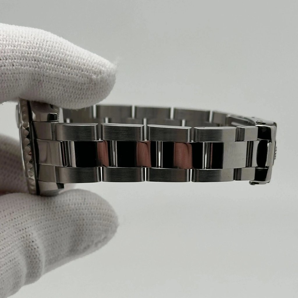 6th image of Rolex Rolex Yacht-Master 169622 Wristwatch, PreOwned condition