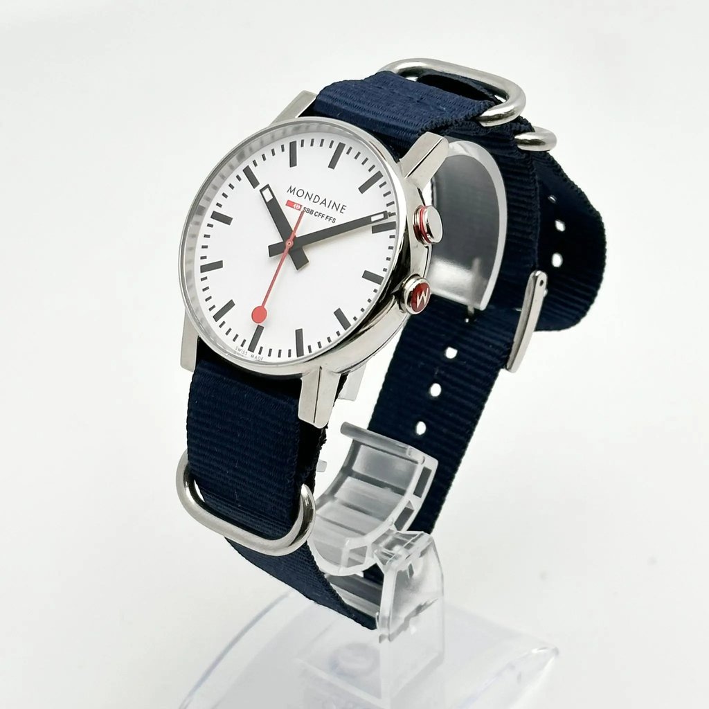 View Of Crown Facing Side Of Mondaine A468.30352.11SND Stainless Steel Watch Pre Owned Condition