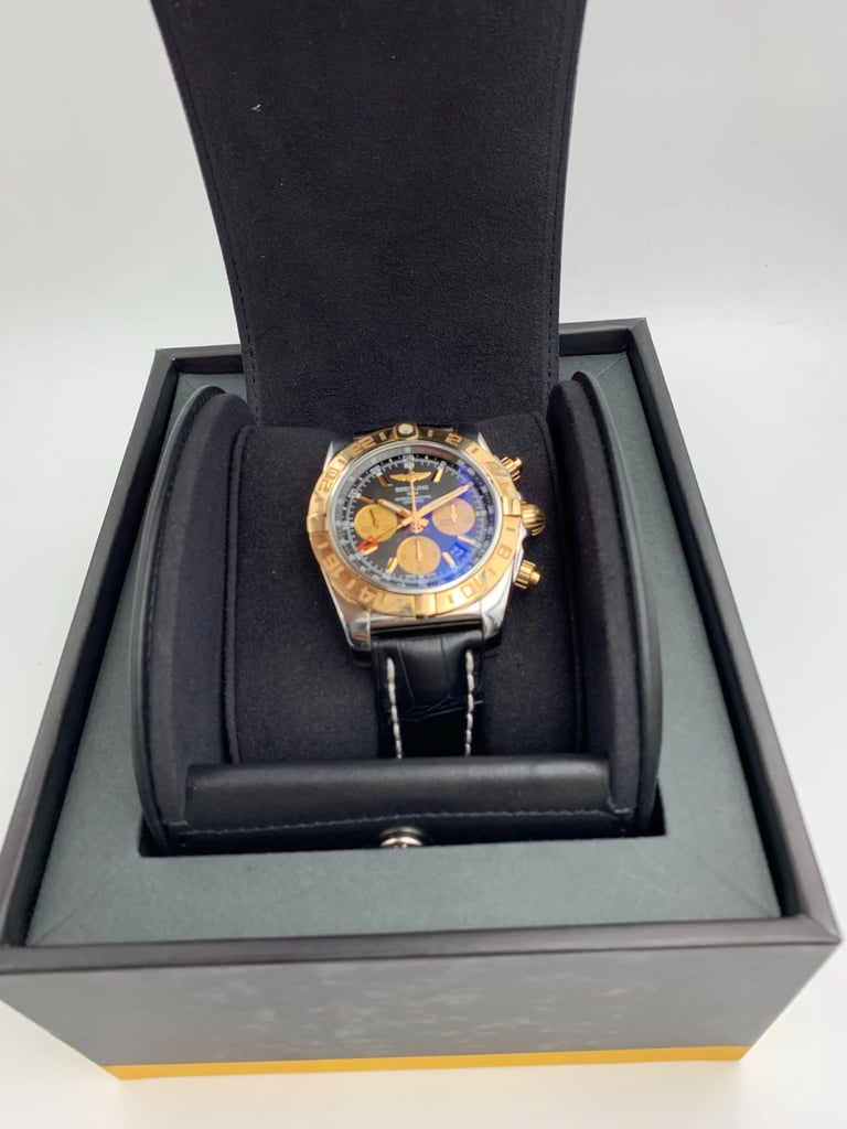 12th image of Breitling CB042012/BB86-743P Wristwatch, DisplayModel condition