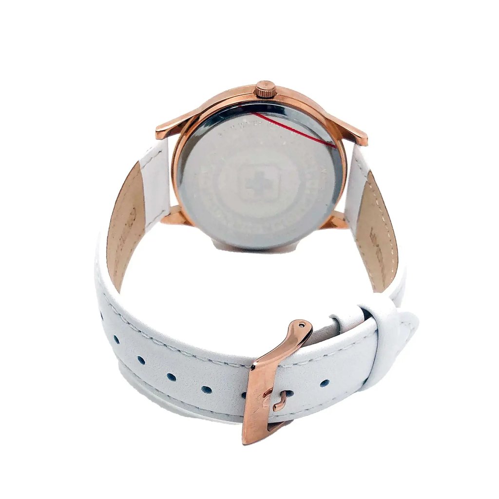 Back View Of Snap Back Case And Closed Leather Band Of hanow 16-4086.09.001 Watch New With Defects Condition