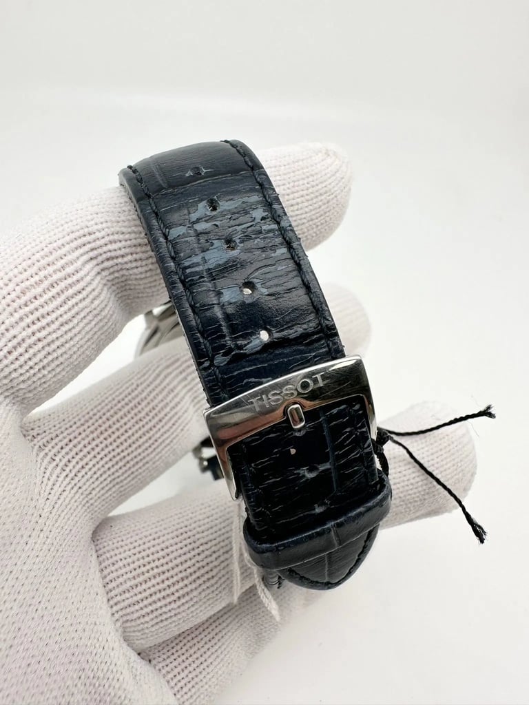 5th image of Tissot Tissot Carson Premium Wristwatch, PreOwned condition