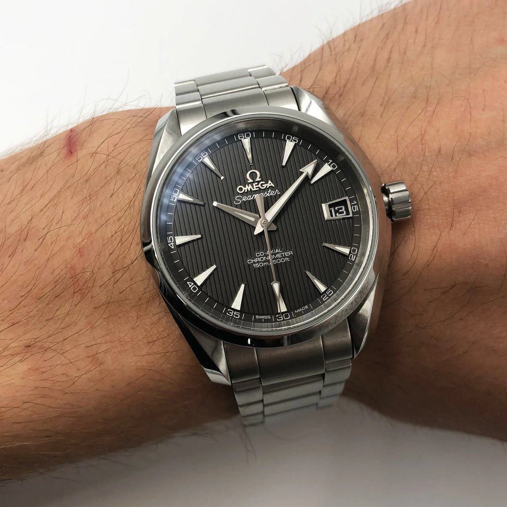 8th image of OMEGA 231.10.39.21.06.001 Wristwatch, Unworn condition