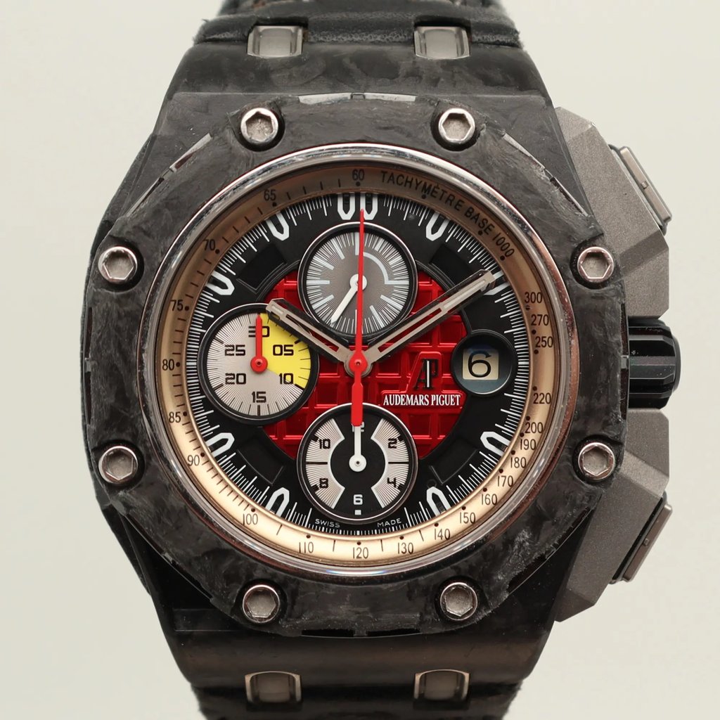 Up Close Front Facing Picture Of Audemars Piguet 26290IO Carbon Fiber Watch Pre Owned Condition