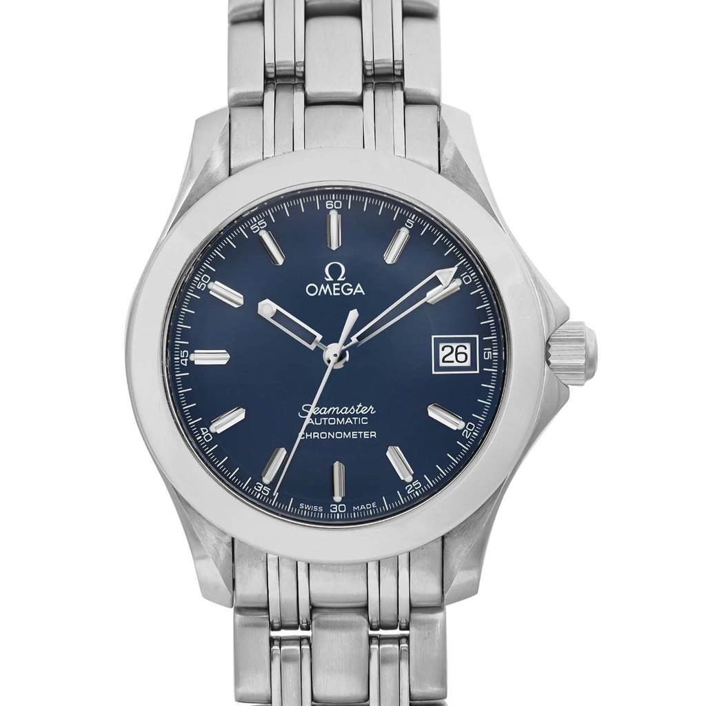 Up Close Front Facing Picture Of OMEGA 2507.80.00 Stainless Steel Watch Pre Owned Condition