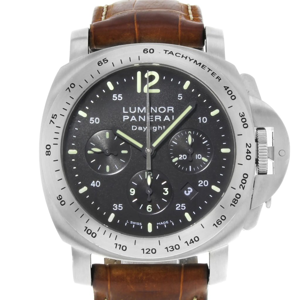 2nd image of Panerai PAM00250 Wristwatch, PreOwned condition