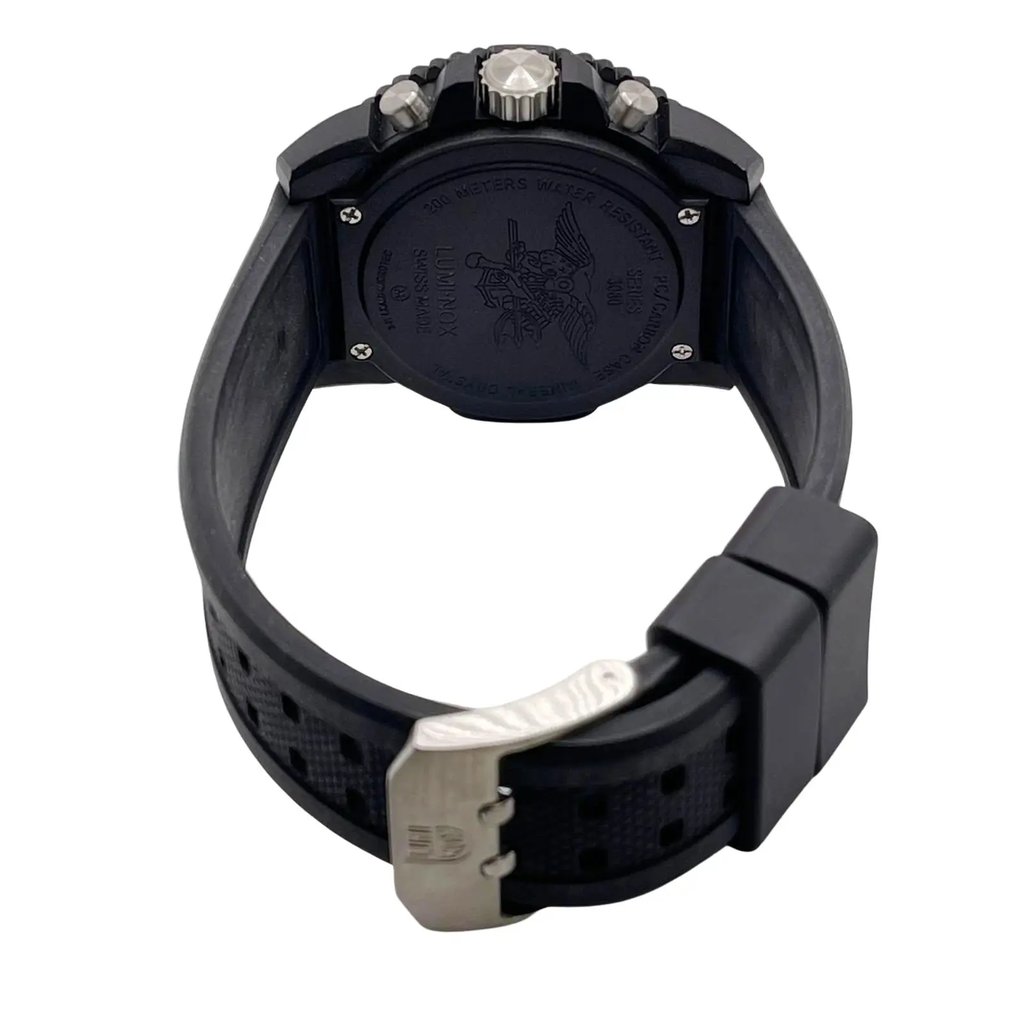 Back View Of Screwback Back Case And Closed Rubber Band Of Luminox XS.3089 Watch Pre Owned Condition