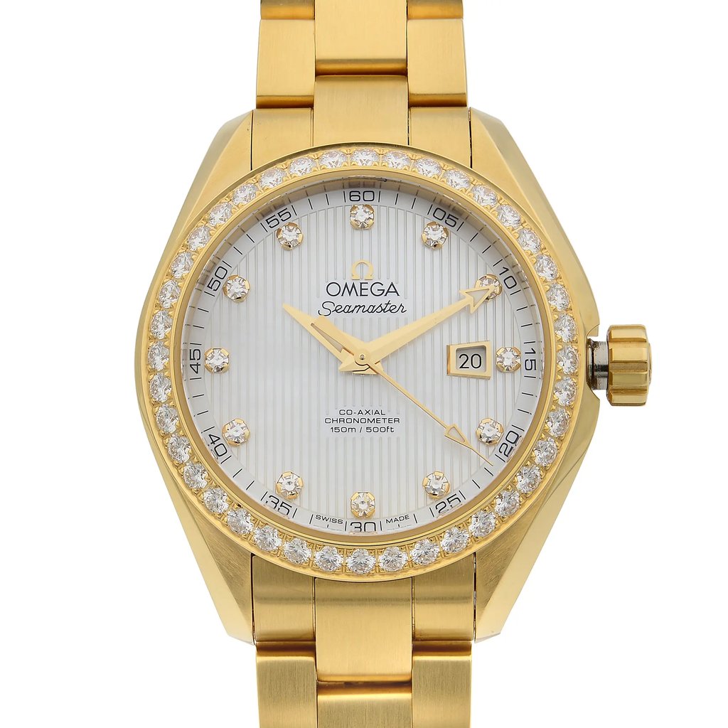 Up Close Front Facing Picture Of OMEGA 231.55.34.20.55.001 Gold 18kt Watch Display Model Condition