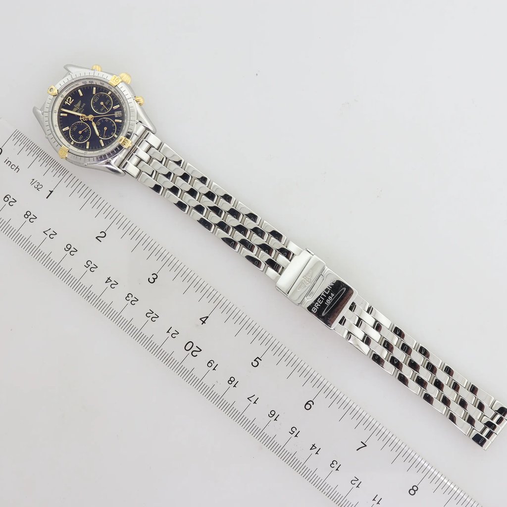 8th image of Breitling B30012 Wristwatch, PreOwned condition