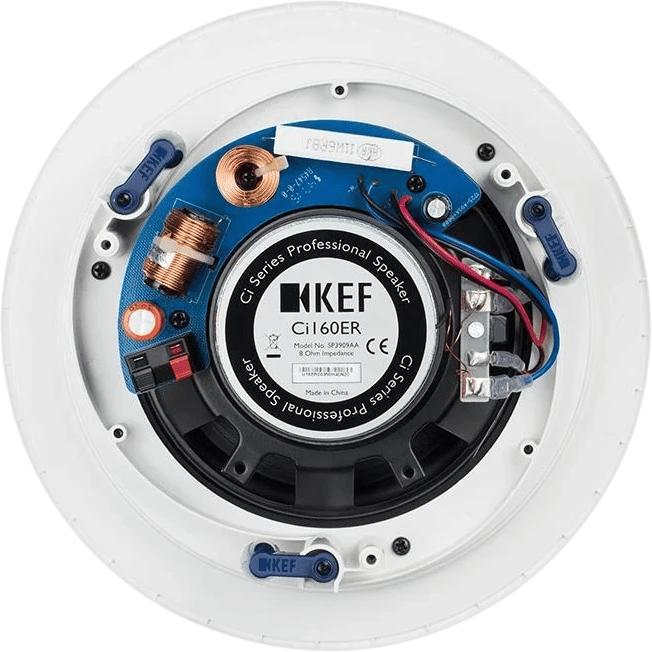 Rückansicht des KEF Ci160ER Einbaulautsprechers mit Anschlüssen und internen Komponenten.