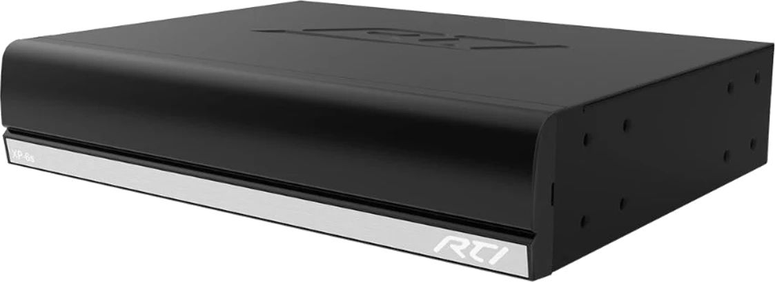 Frontansicht des RTI XP-6s Rack-Prozessors in Schwarz.