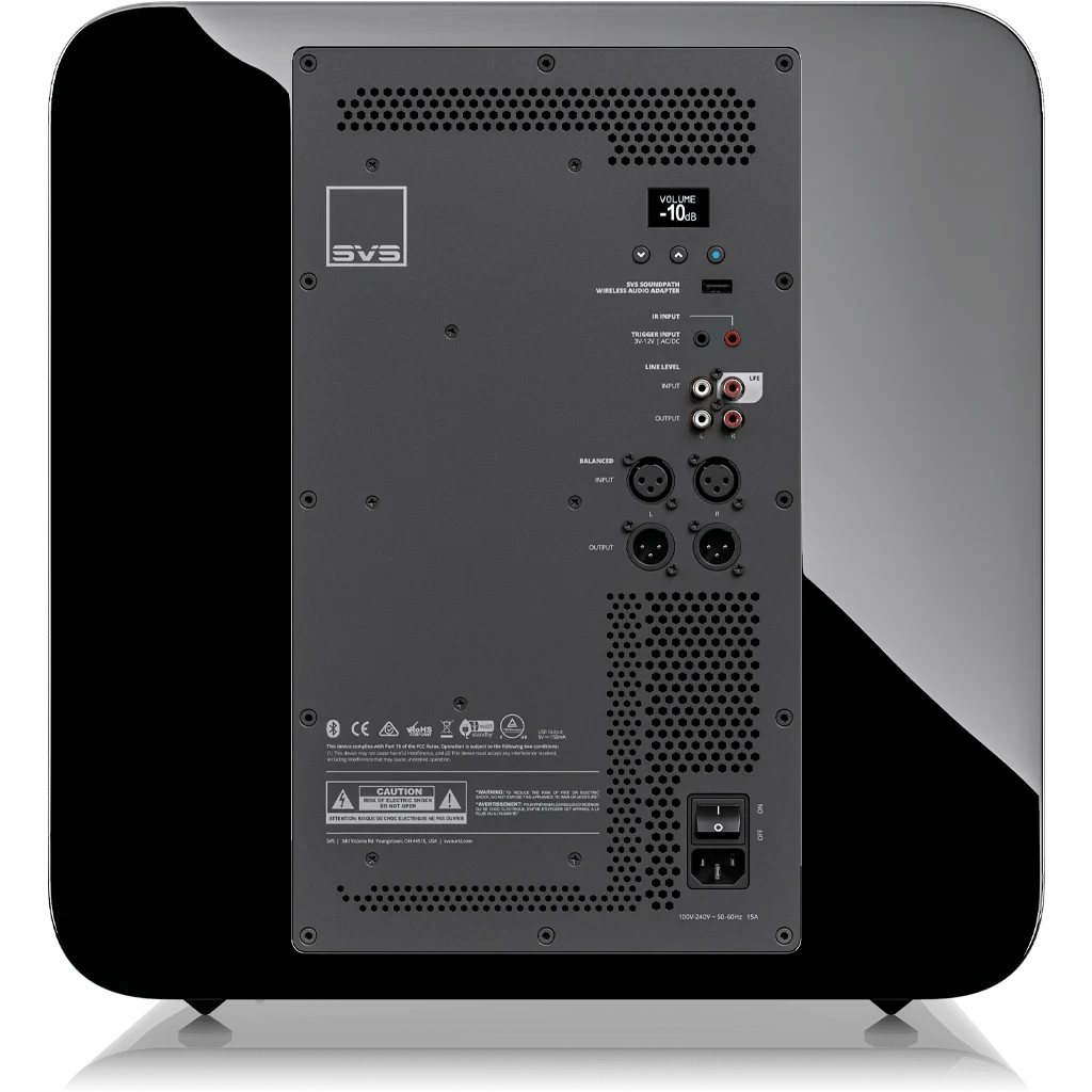 Rückansicht des SVS SB-5000 Ultra R|evolution Subwoofers mit Anschlüssen und Bedienelementen.