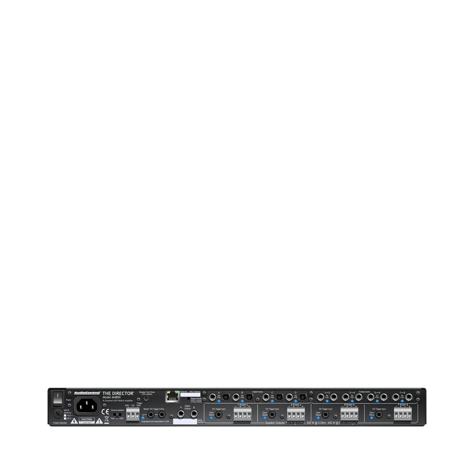 Rückansicht des AudioControl Director M4800 Verstärkers mit sichtbaren Anschlüssen.