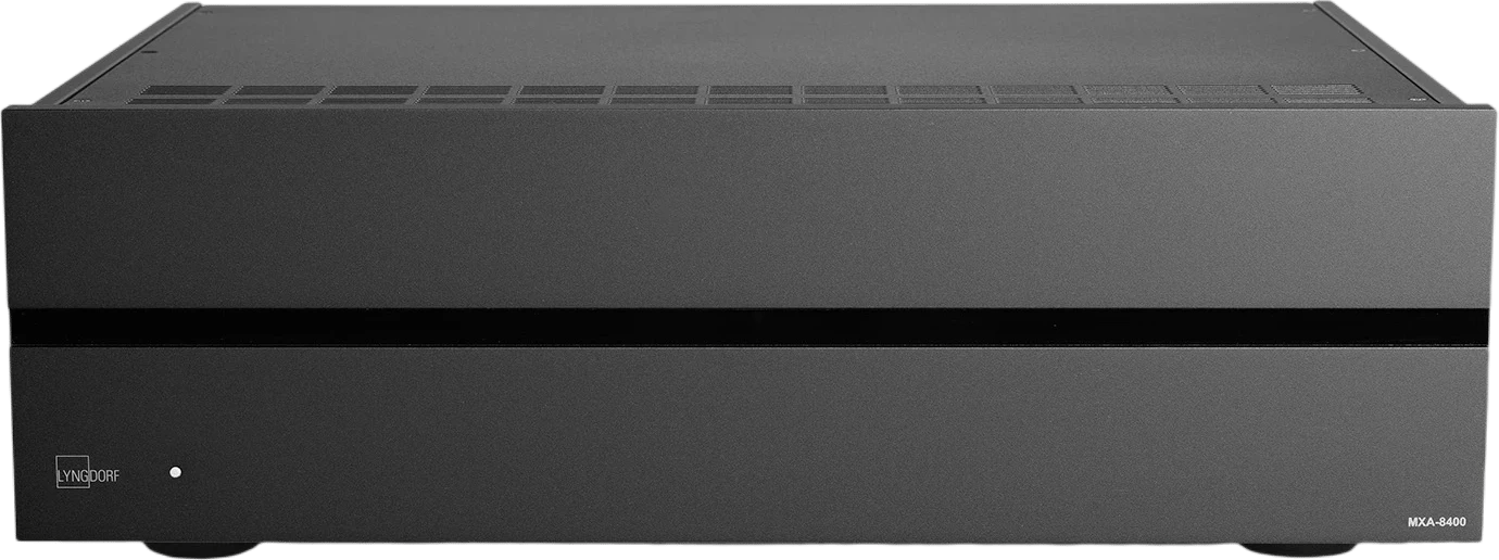 Frontalansicht des Lyngdorf MXA-8400 Verstärkers in schwarzer Ausführung.