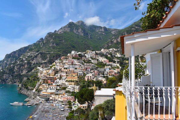 Hotel Marincanto perched on the cliffs of Positano — intimate Amalfi Coast weddings for small groups