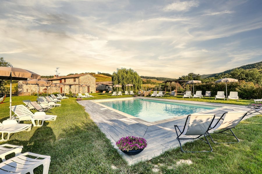 Podere San Giorgio - Historic Farmhouse wedding venue in Tuscany