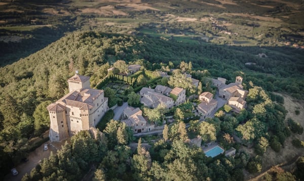 Castello di Fighine, wedding venue in San Casciano dei Bagni, Tuscany