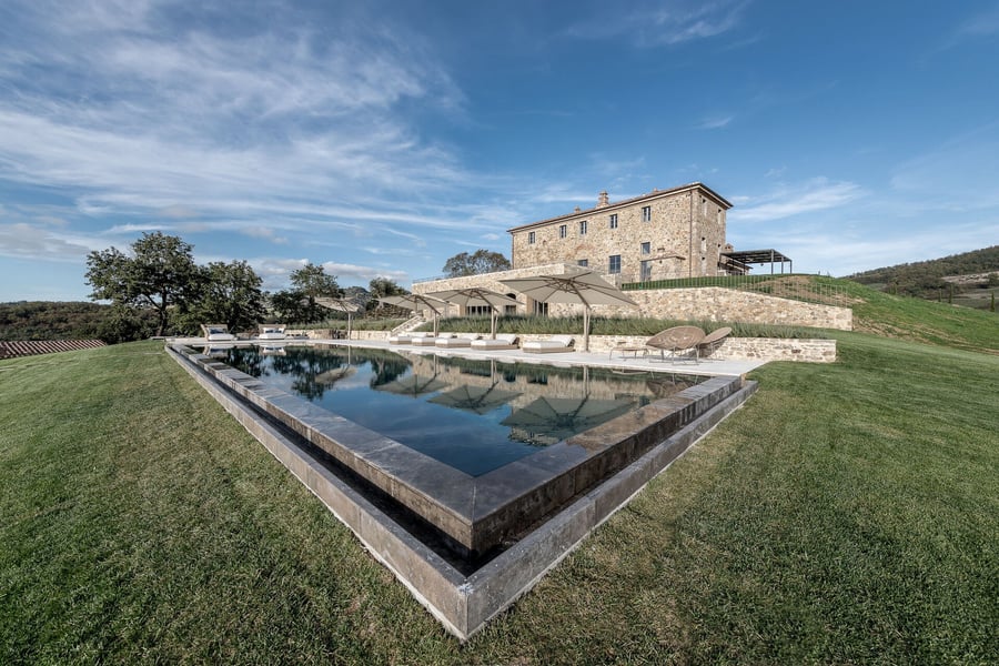Podere Tesoro - Historic Farmhouse wedding venue in Tuscany