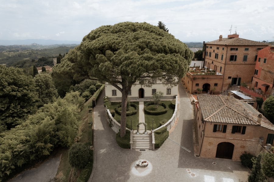 Borgo Bucciano - Historic Villa & Farm wedding venue in San Miniato, Pisa