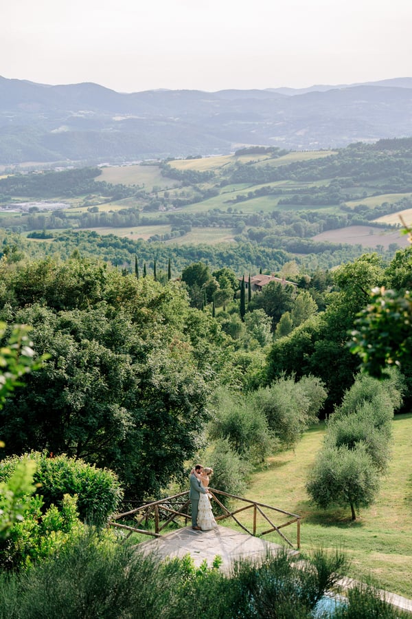 Nikis Resort — countryside resort in the Umbrian hills