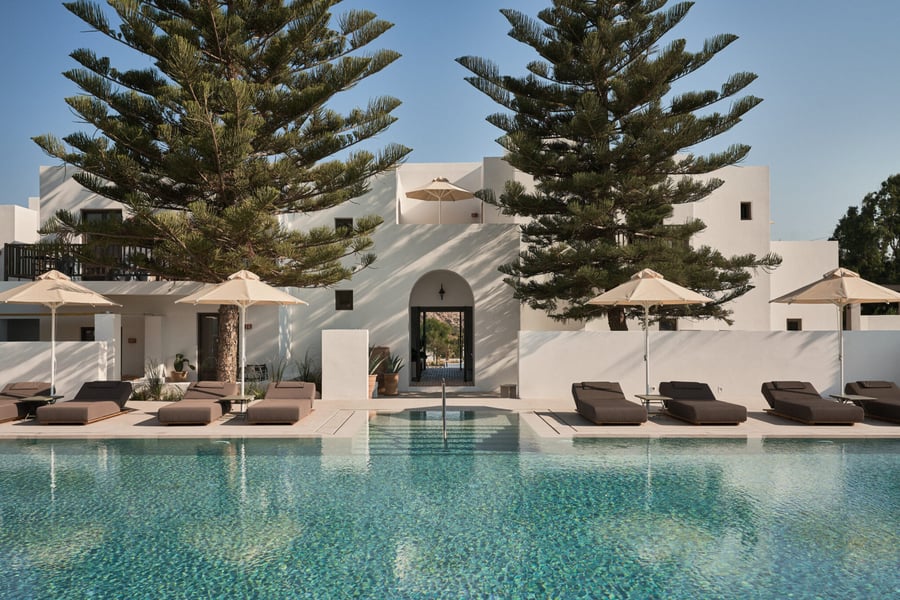 Parilio — wedding venue in Naoussa, Paros