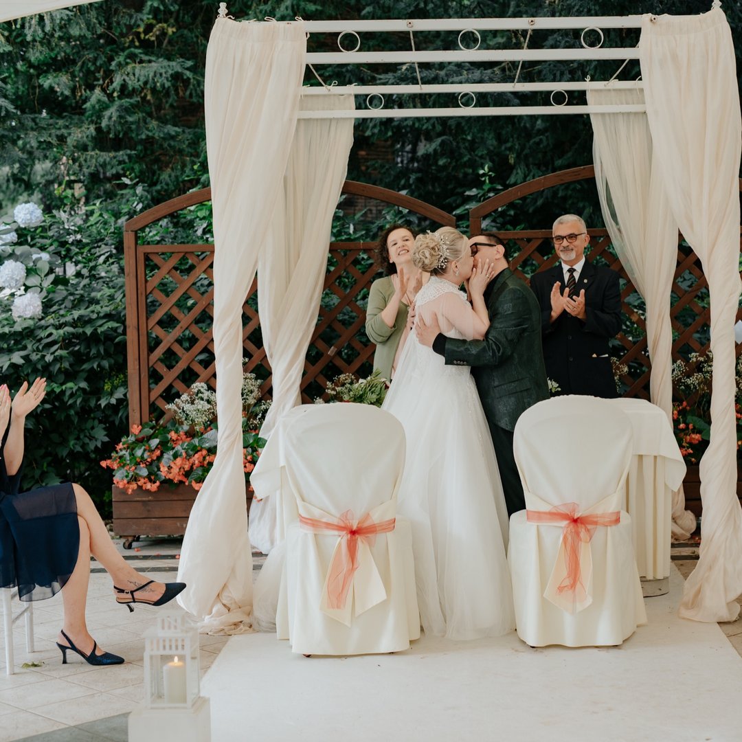 Love Celebrant Italy — celebrant listed on Italian Venues