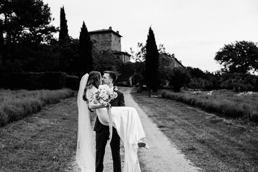 Torre Palazzone — photo 1