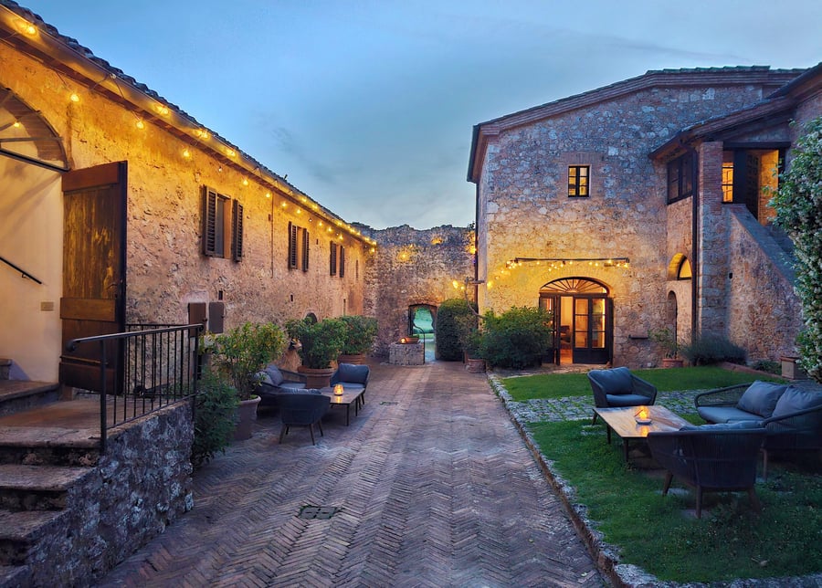 Torre Palazzone — photo 2