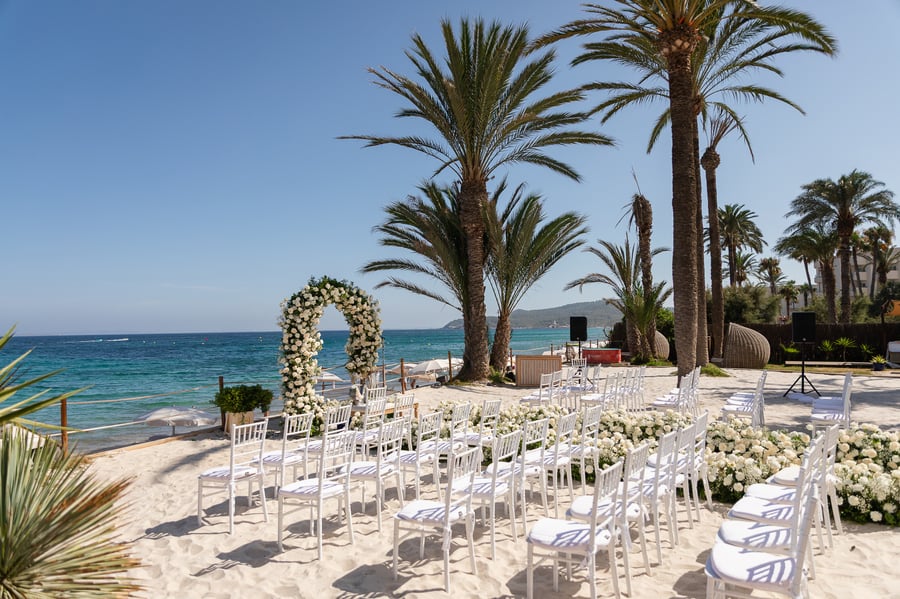 Seahorse Beach Club — wedding venue in Playa d'en Bossa, Ibiza
