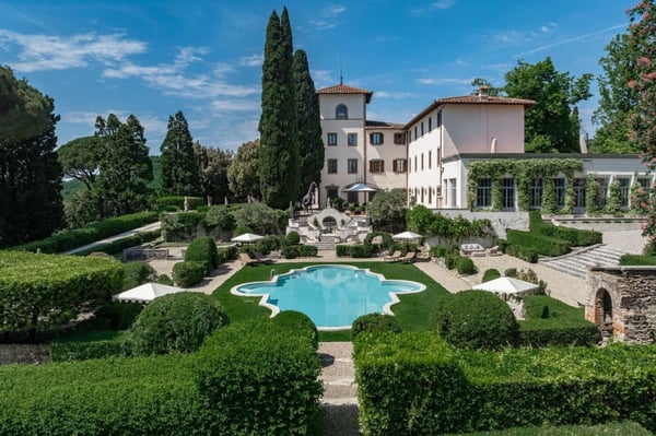 Villa Bibbiani, wedding venue in Capraia e Limite, Tuscany