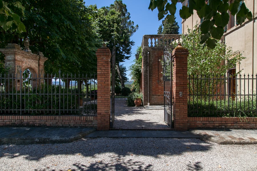 Villa Il Poggiolino wedding venue in Lucignano, Tuscany — photo 16