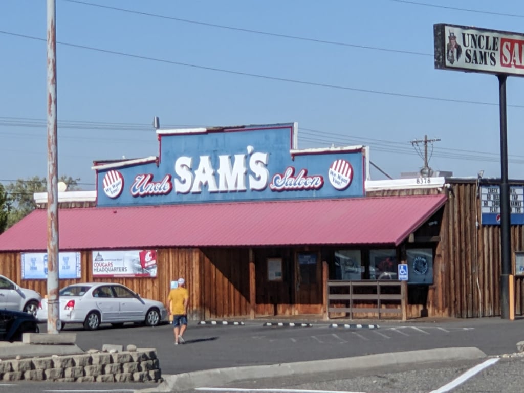 Saloon Restaurant