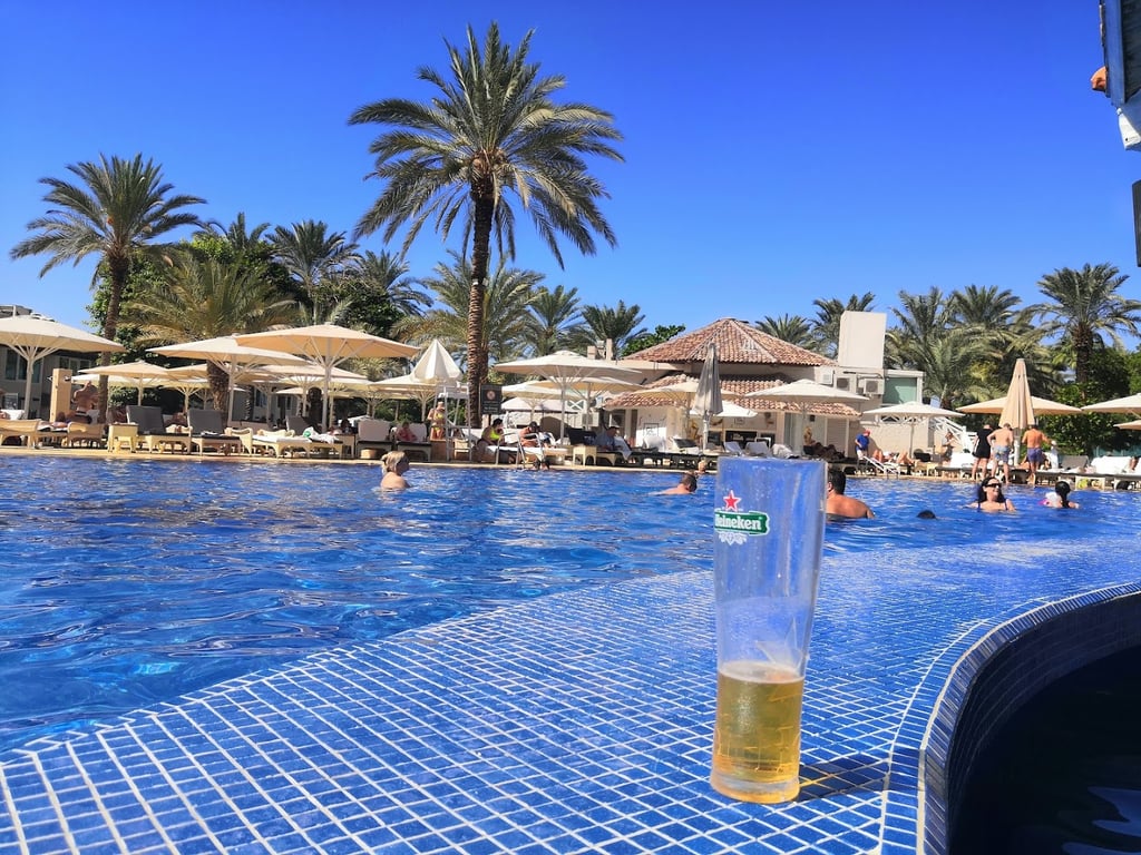 Habtoor Grand Resort Autograph Collection
