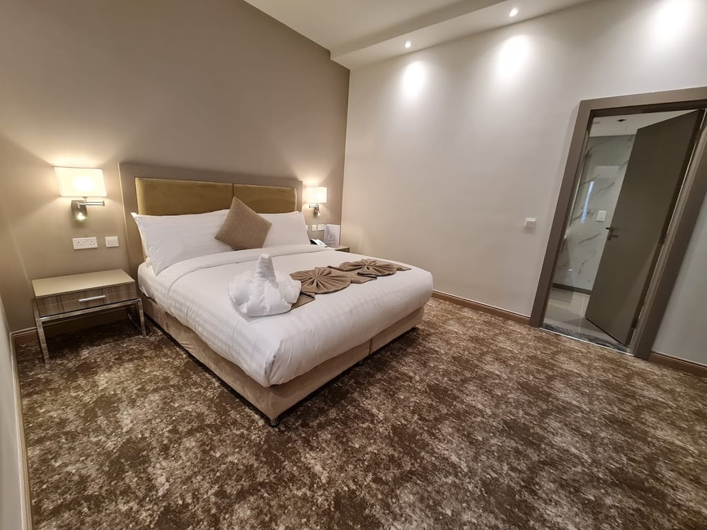 Gloria Hotel & Suites