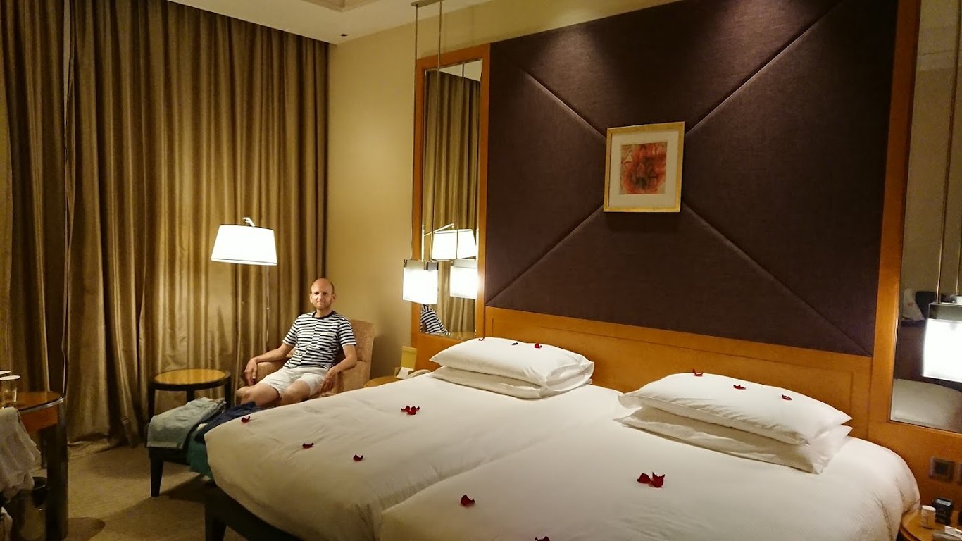 Al Raha Beach Hotel