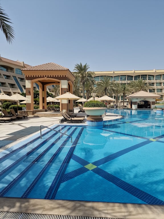 Al Raha Beach Hotel