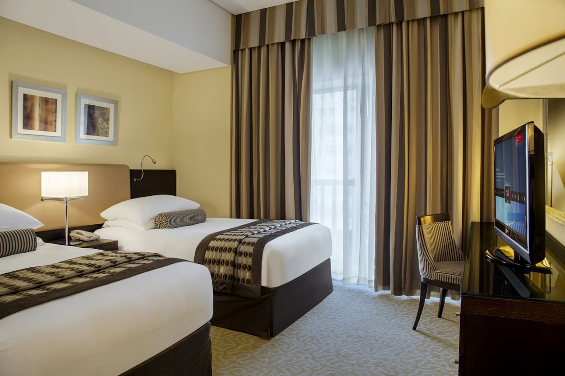 TIME Oak Hotel & Suites