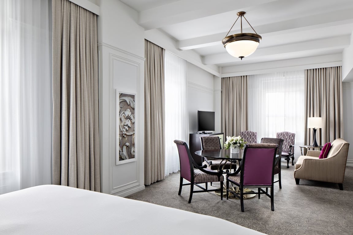 Amway Grand Plaza, Curio Collection by Hilton