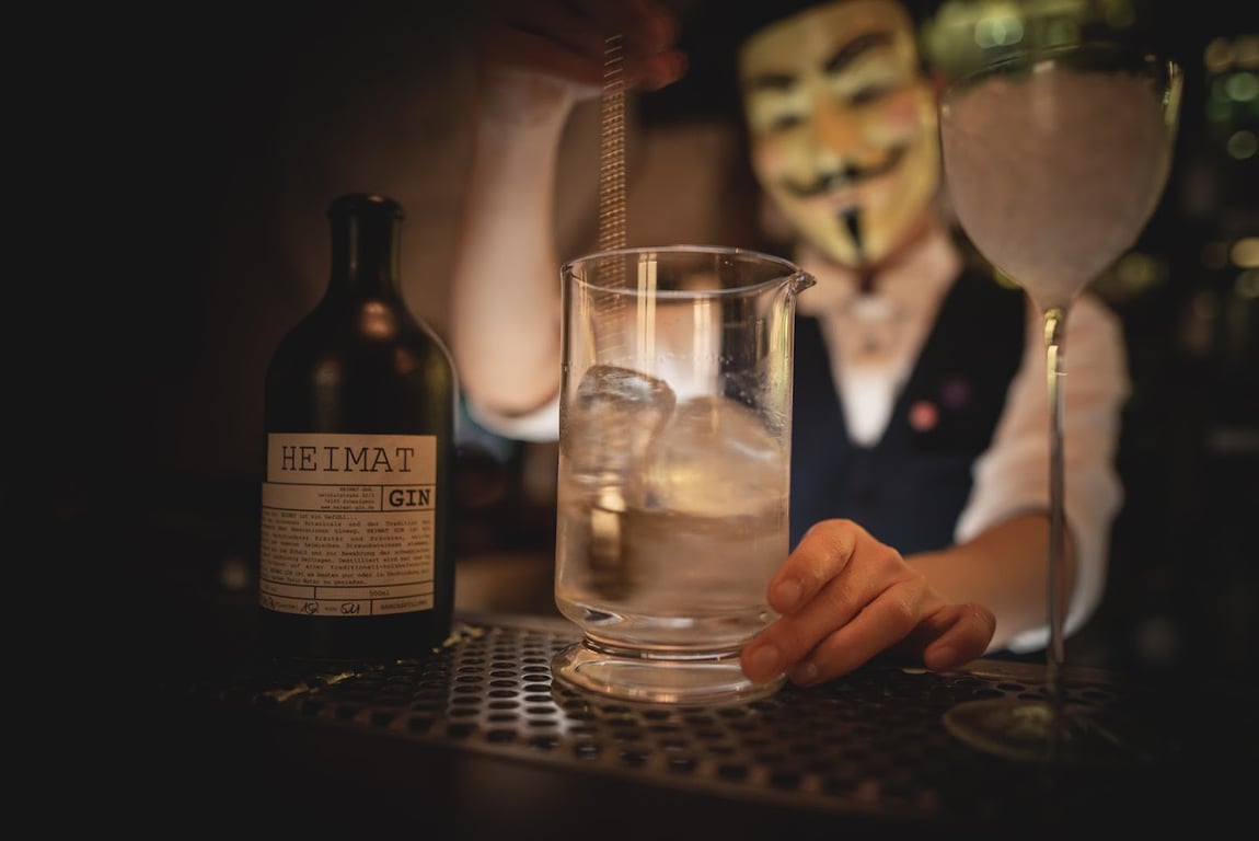 Anonymous Bar