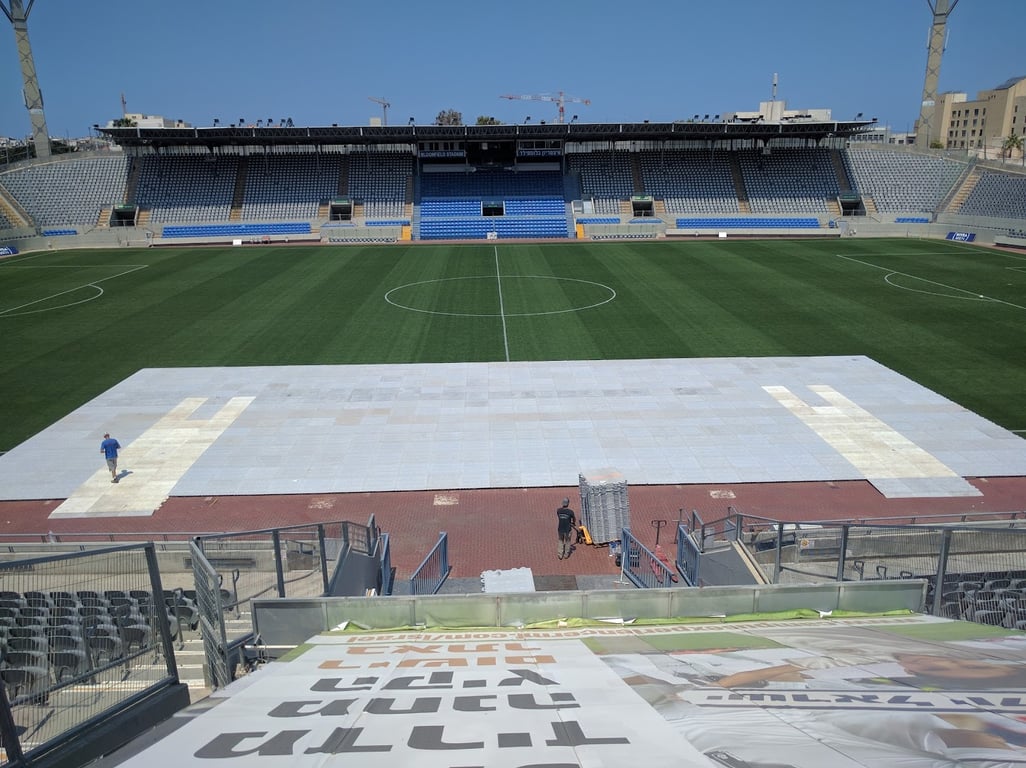 Bloomfield Stadium