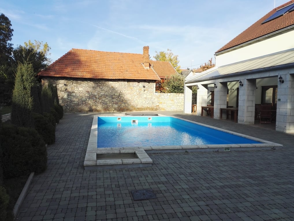 Mádi Kúria Hotel és Rendezvényközpont