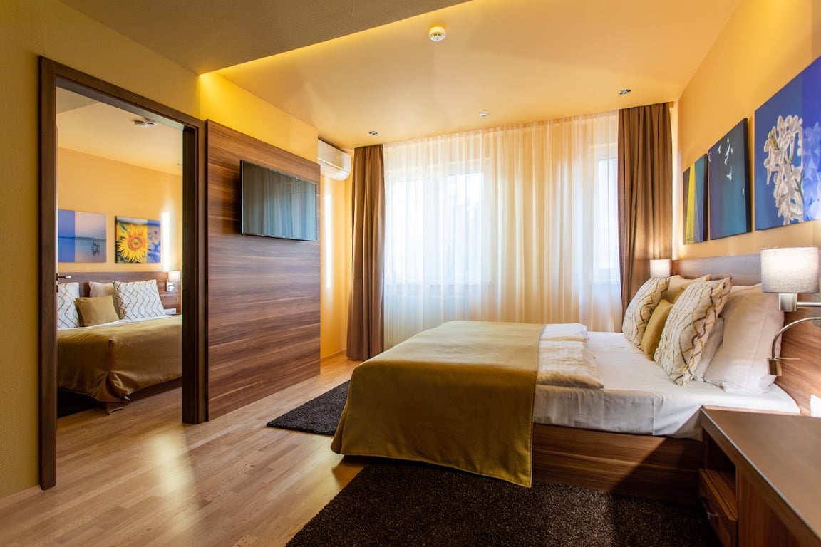 Tópart Hotel és Étterem