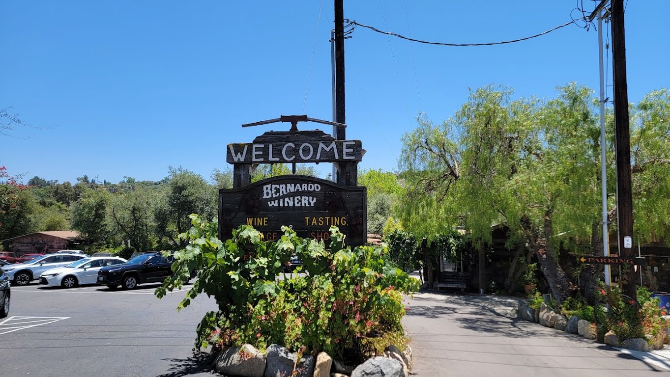 Bernardo Winery