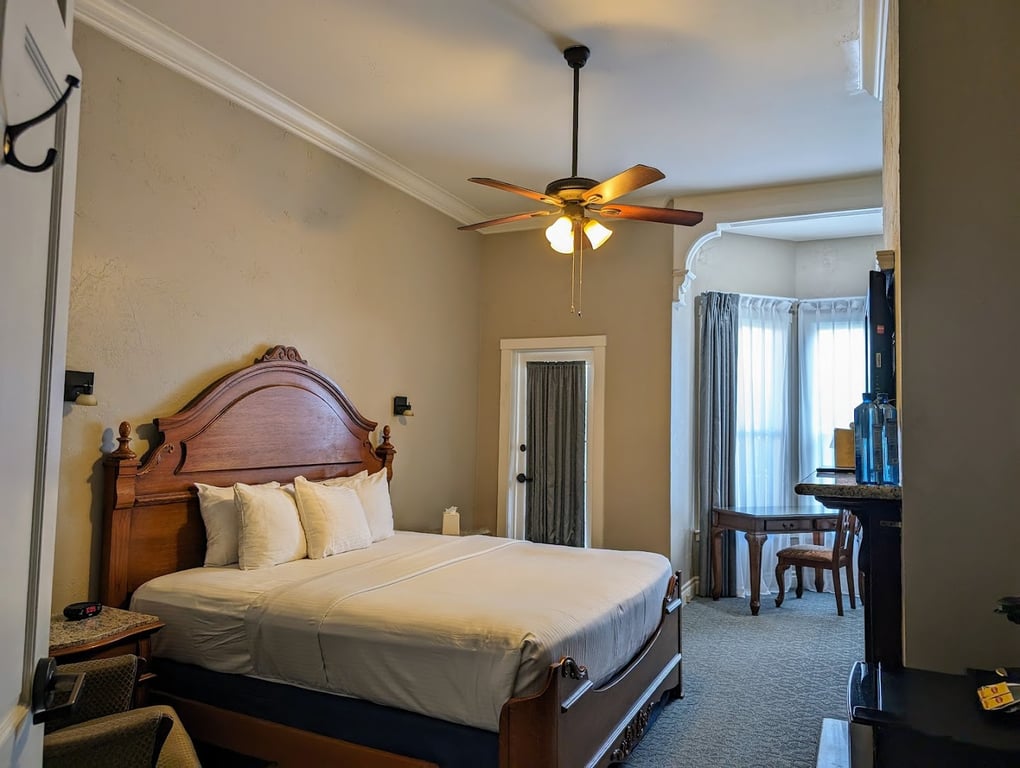Horton Grand Hotel