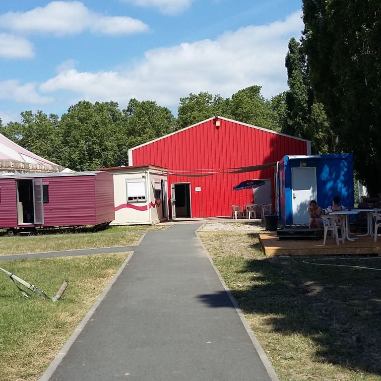 L'École de Cirque